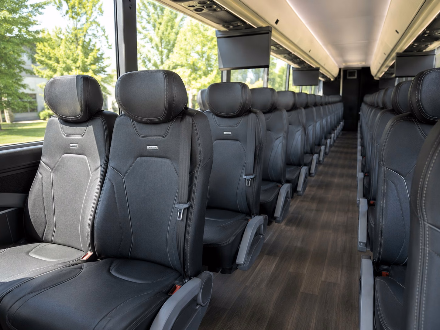 charter buses and party buses for shows at dort financial center in flint