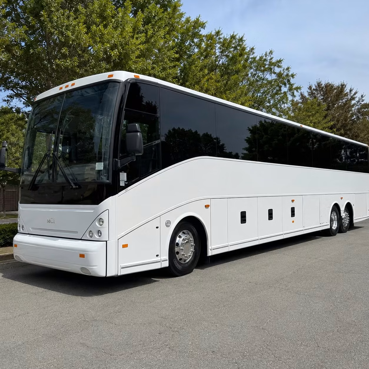 reliable hospital and healthcare worker shuttles across flint